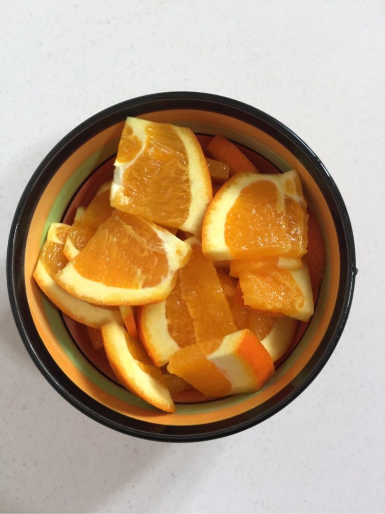 自制橙汁儿步骤2