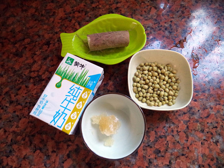 山药牛奶豆浆步骤1