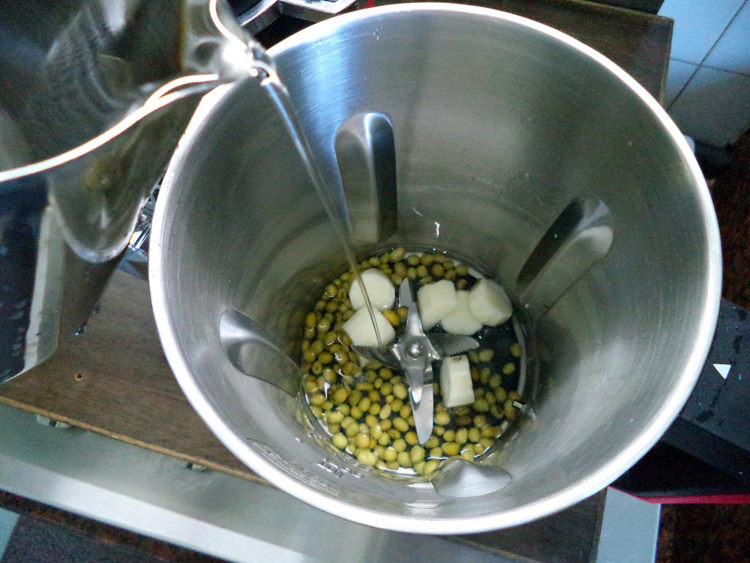 山药牛奶豆浆步骤5