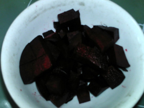 白菜甜菜根梨饮步骤4