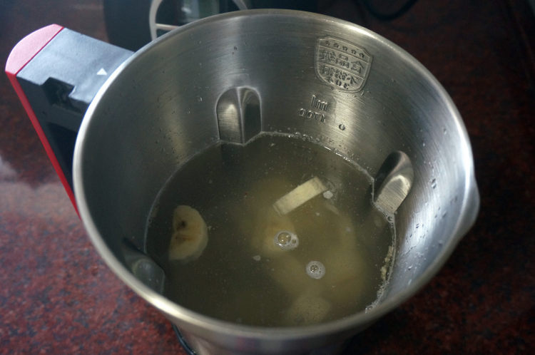 红薯香蕉杏仁豆浆，口步骤4