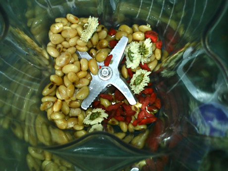 菊花枸杞熟豆豆浆步骤5