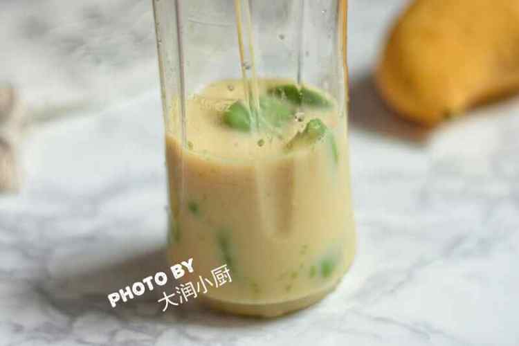 低脂牛油果芒果奶昔步骤2