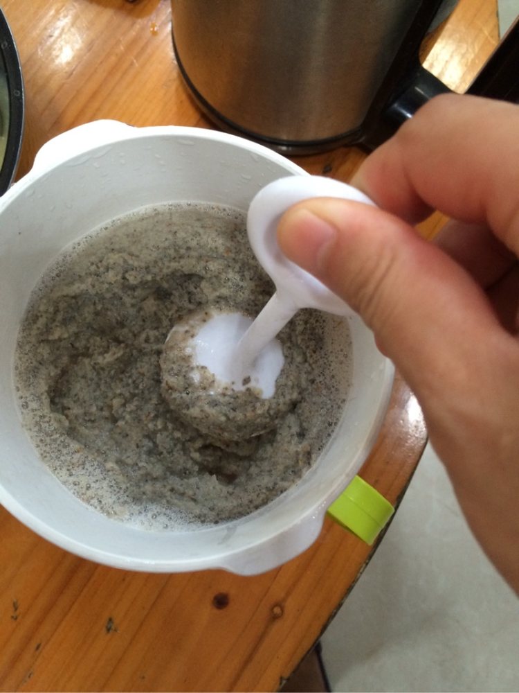 黑豆花生豆浆步骤6