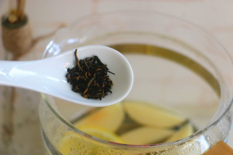 水蜜桃柠檬茶步骤5