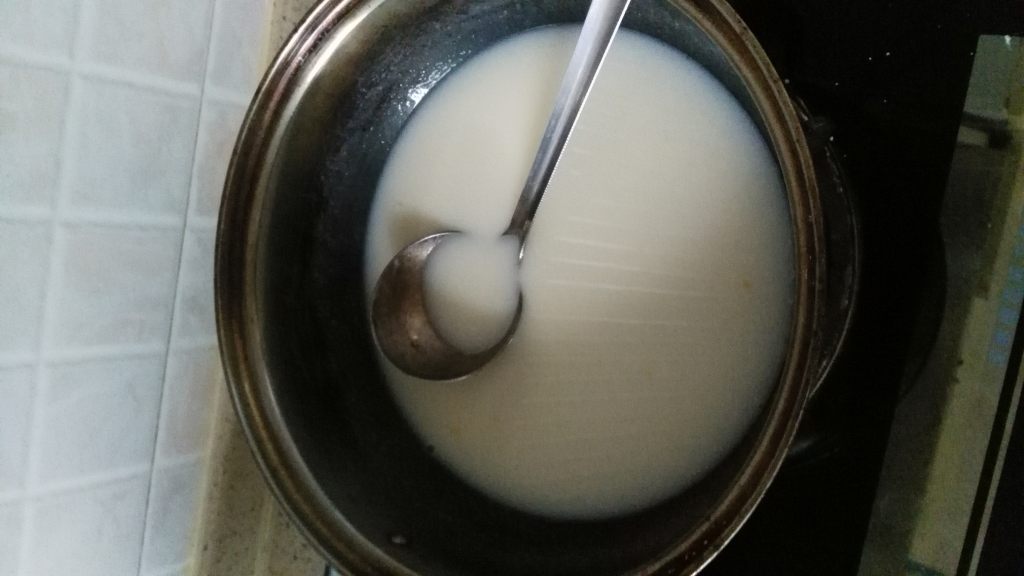 鸡尾酒双层布丁步骤2