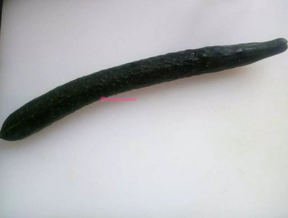 鲜榨黄瓜汁步骤1