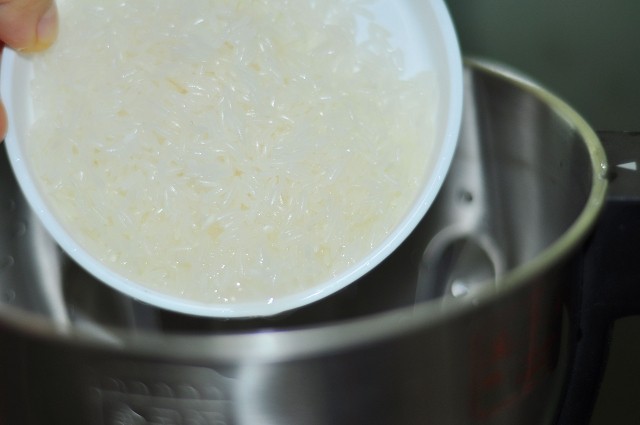杏仁大米豆浆步骤4