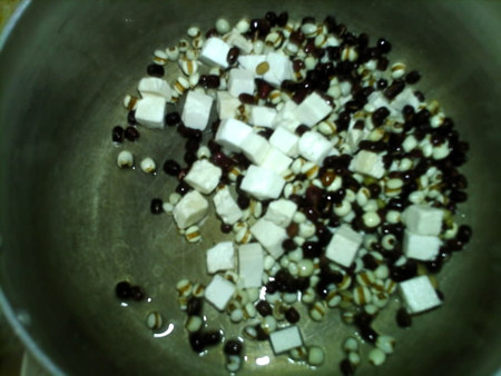 薏米茯苓红豆饮步骤3