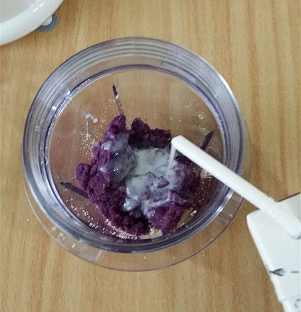 紫薯花生炼乳汁#新鲜步骤6