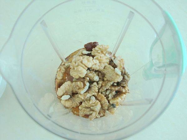 红枣核桃奶茶步骤6
