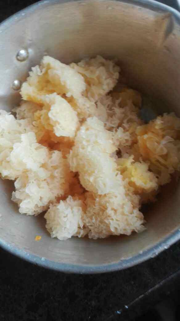 银耳红枣米糊步骤8