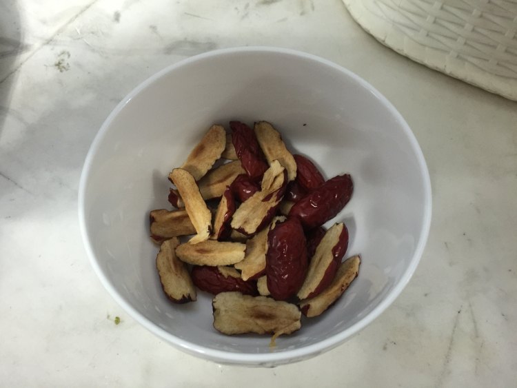 红枣核桃鹰嘴豆糊步骤2