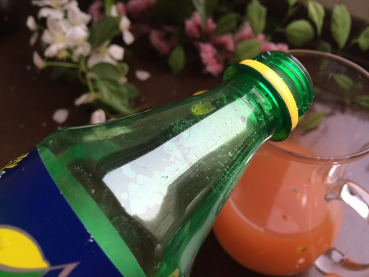 开胃百香果饮步骤6