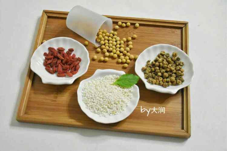 菊豆饮步骤1
