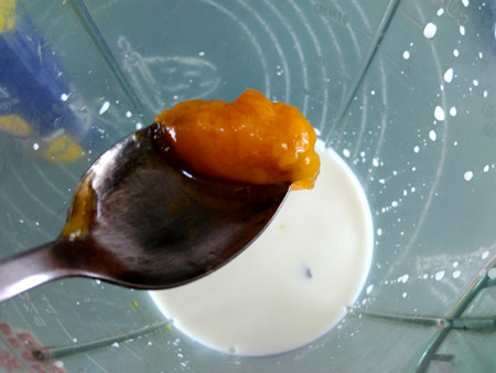 面包机做酸奶步骤2
