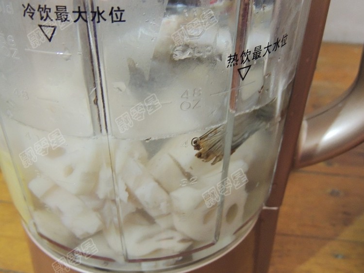 莲藕鲫鱼汤步骤9