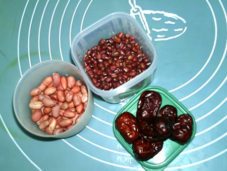 三红豆浆步骤1