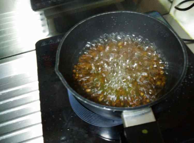 枇杷花茶饮步骤5