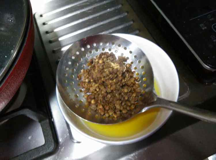 枇杷花茶饮步骤6