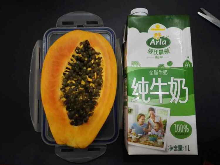 木瓜牛奶雪泡步骤1