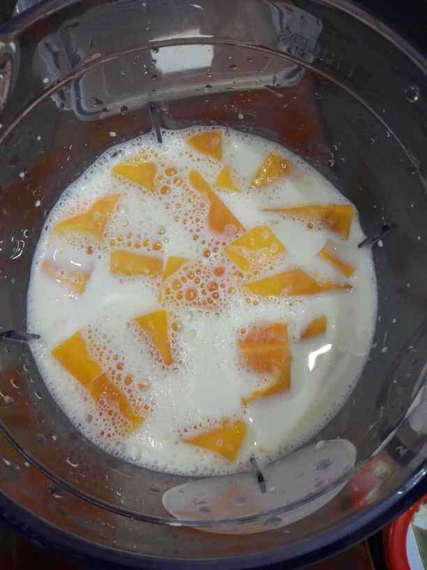 木瓜牛奶雪泡步骤3
