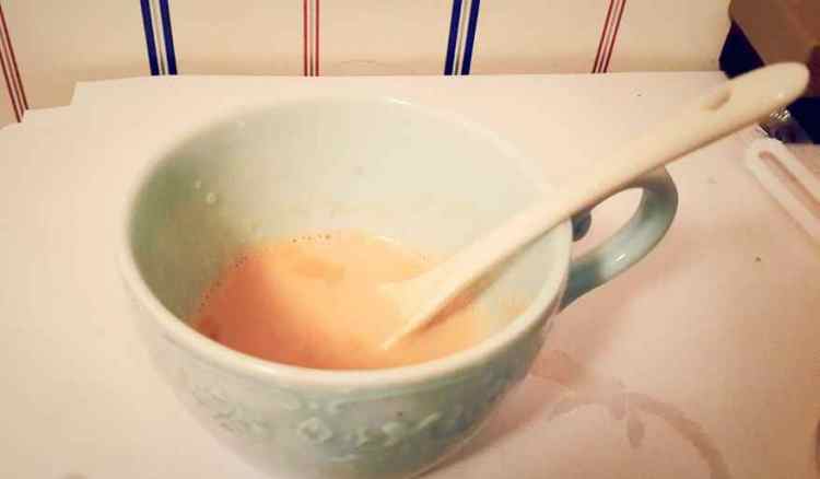 玫瑰黑糖奶茶步骤5