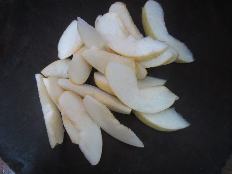 雪梨菊花茶步骤5
