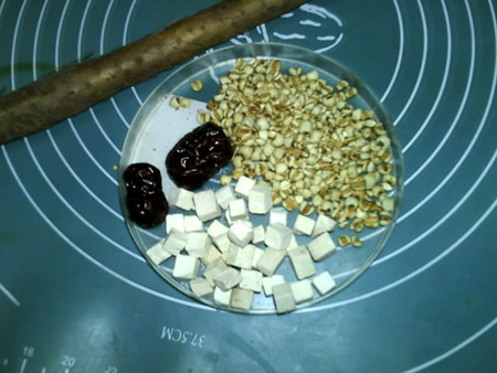 薏米山药糊步骤1