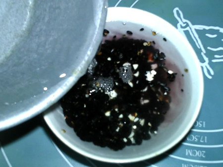 补肾养发黑豆浆步骤3