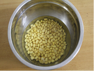 抹茶豆浆步骤1