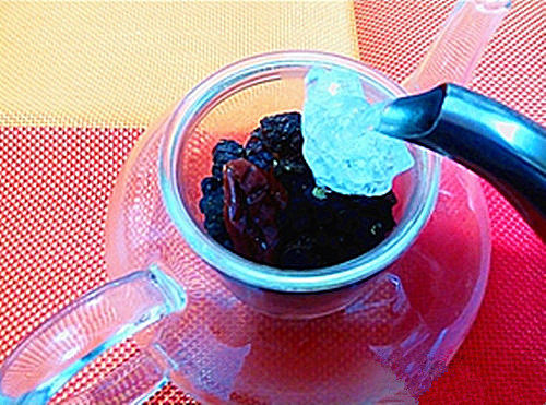 黑枸杞桂圆滋补茶步骤3