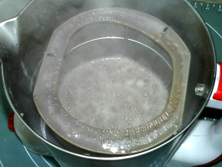 黑米燕麦黑黄豆浆步骤11