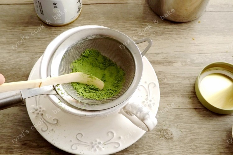 抹茶拿铁步骤2