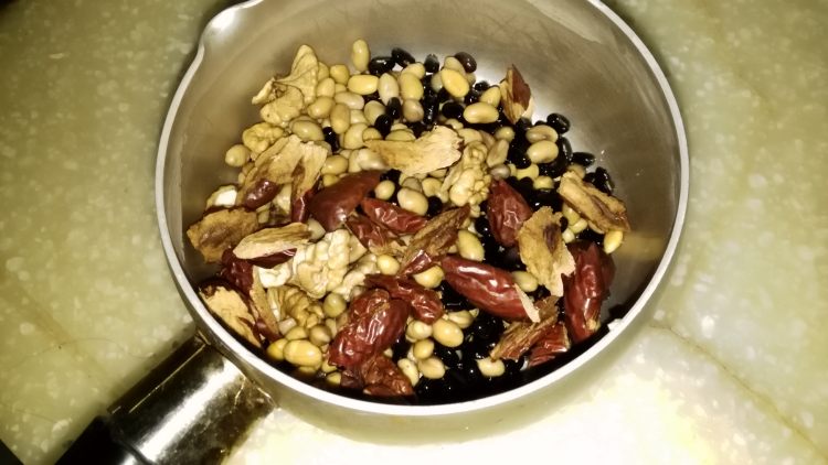 双豆红枣豆浆步骤5