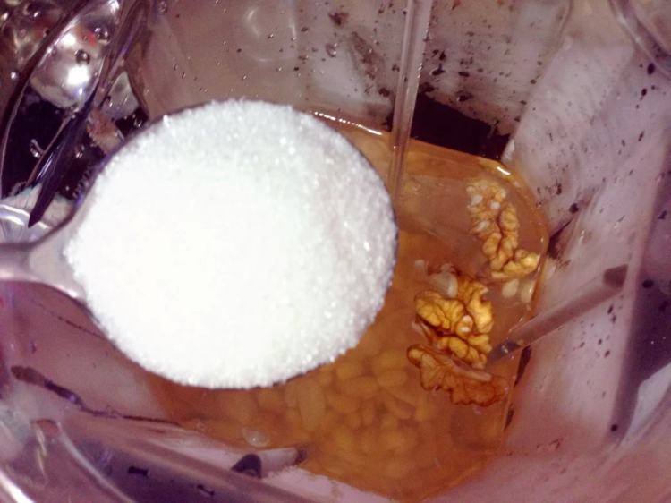 核桃花生豆浆步骤8