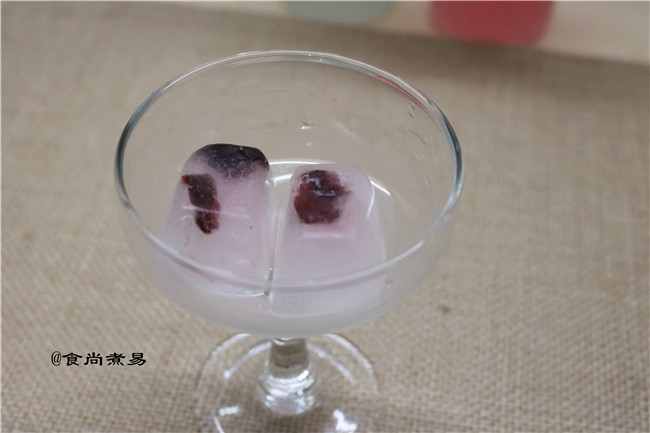 蔓越莓冰鸡尾酒步骤5