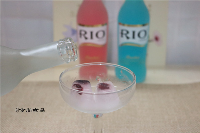 蔓越莓冰鸡尾酒步骤6