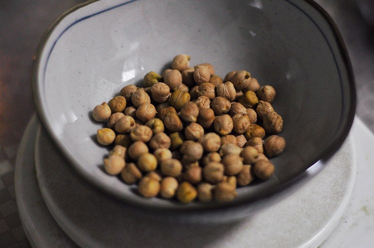 鹰嘴豆花生豆浆步骤1