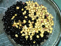 紫薯黑黄豆浆步骤2