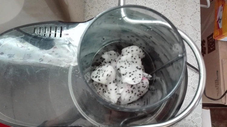 鲜奶果饮步骤3