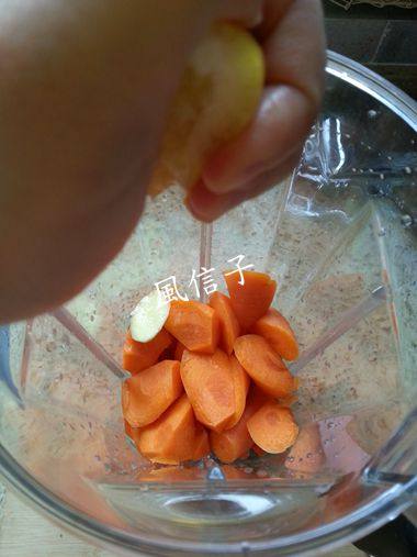 胡萝卜苹果风味饮步骤5