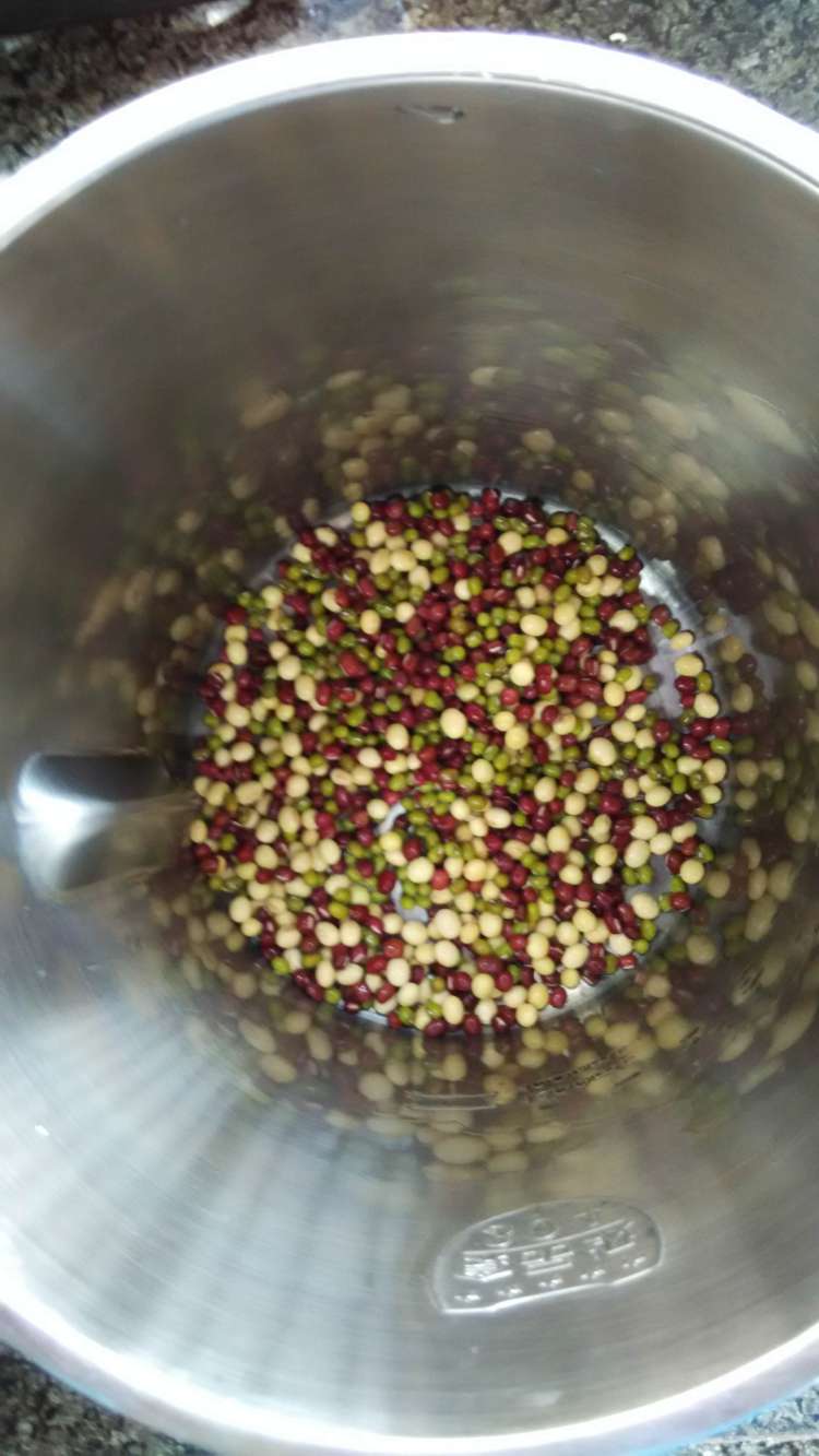 红绿豆浆步骤3