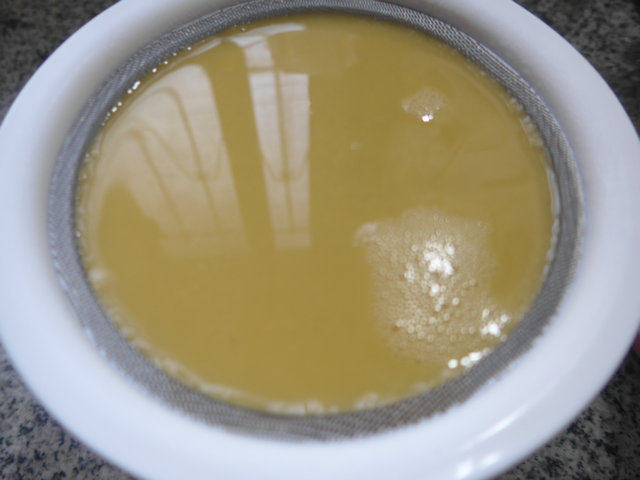 枸杞香蕉豆浆步骤8