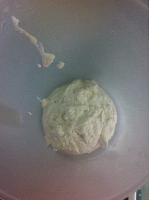 树莓酸奶冰激凌步骤3