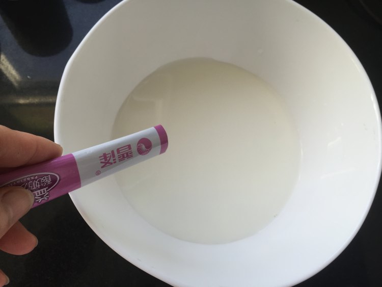 自制果仁酸奶步骤3