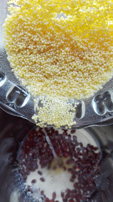 红豆小米豆浆步骤3