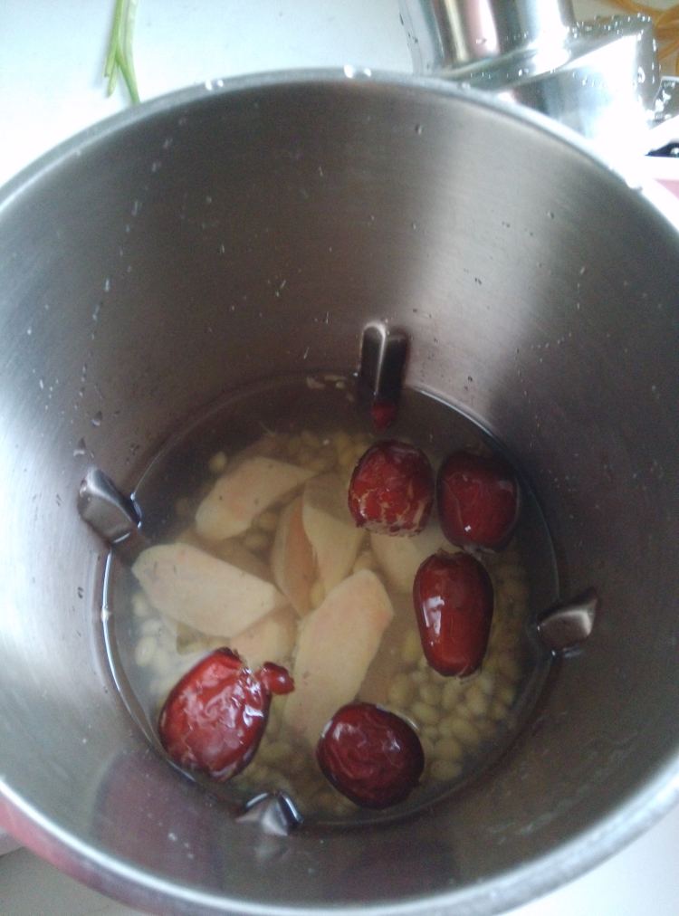 红薯红枣豆浆步骤4