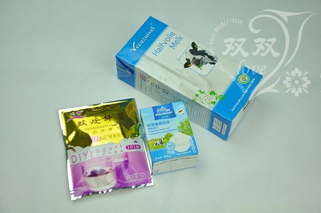 自制醇香酸奶步骤1