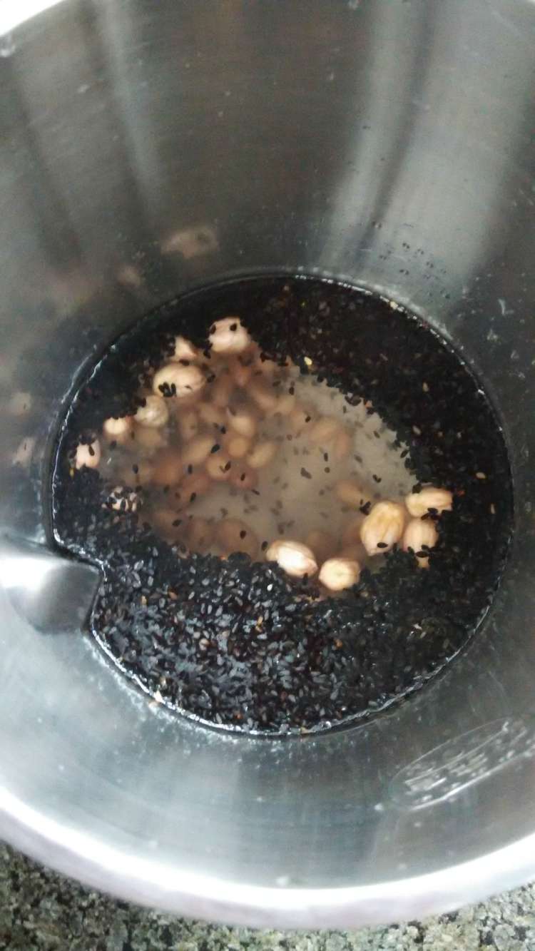花生芝麻糊步骤5